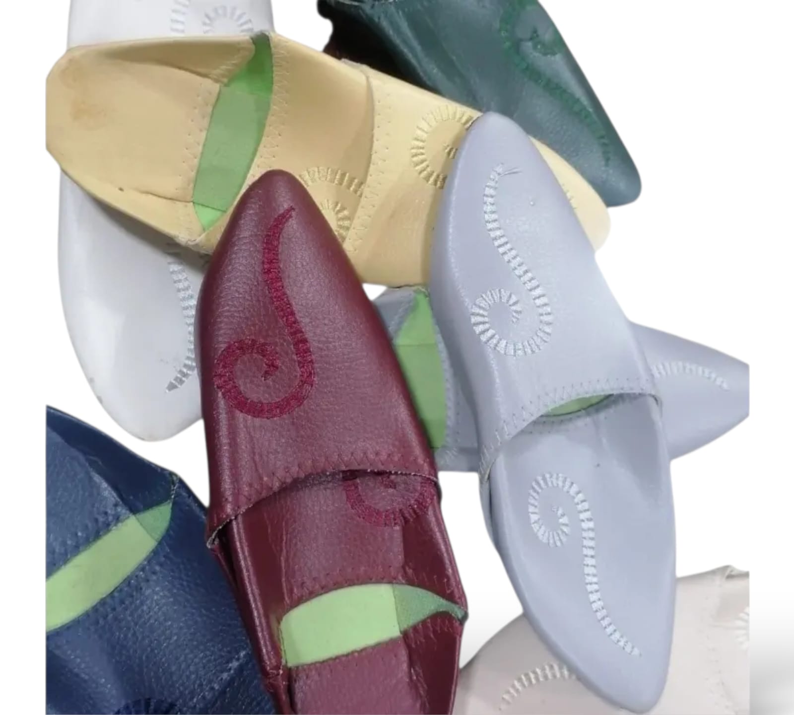 بلغة صغيرة عادية - الصورة 3